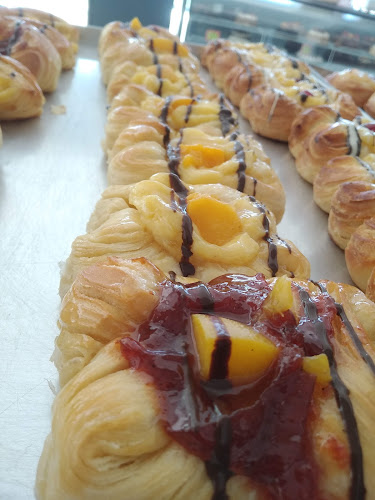 Panadería & Confitería "Josefina" - El Jagüel