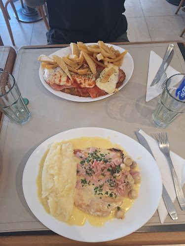 Beverly Hills Escobar