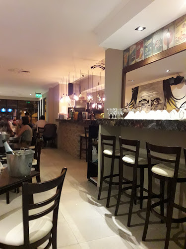 Comentarii opinii despre Roque House