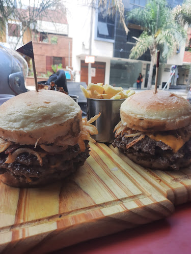 PAN-Z HAMBURGUESERIA SMASH - Gastronomía y hostelería