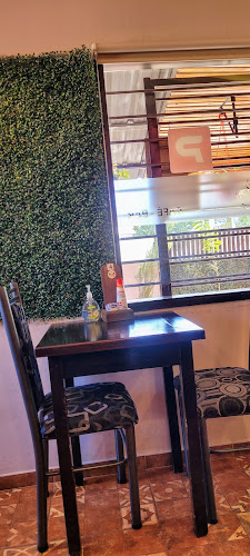 Comentarii opinii despre Triángulo Café