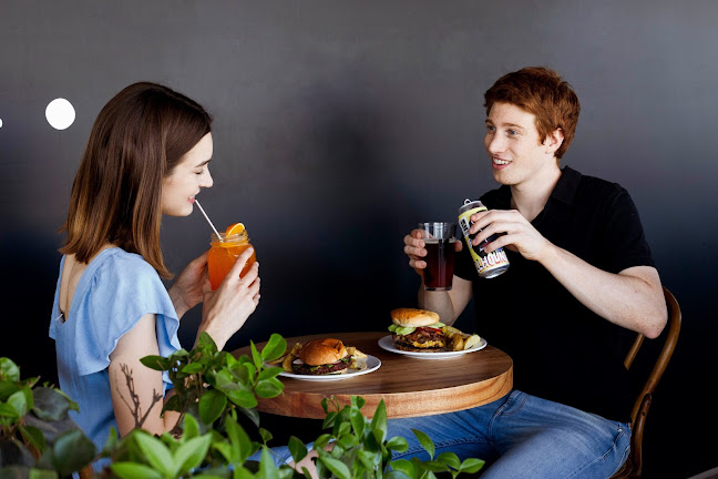 Pisco, Colectora Oeste Ramal Pilar y, B1629 Pilar, Provincia de Buenos Aires