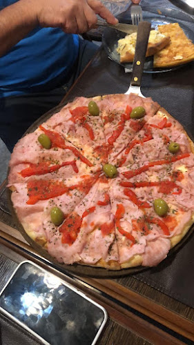 Comentarii opinii despre Manantiales Pizzeria y Heladeria