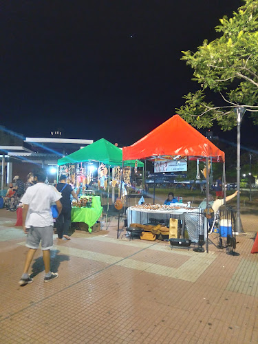 Opinii despre Feria Franca posadas în Posadas - Gastronomía y hostelería