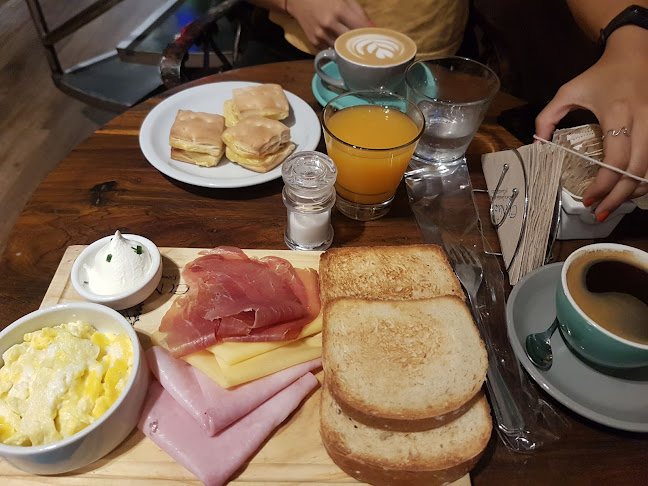 Opinii despre El Nazareno: Fábrica Familiar de Alfajores y Especialidades. în Córdoba - Gastronomía y hostelería