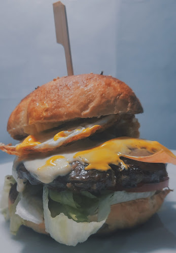 ADE, Hipólito Yrigoyen 269, H3500 Resistencia, Chaco