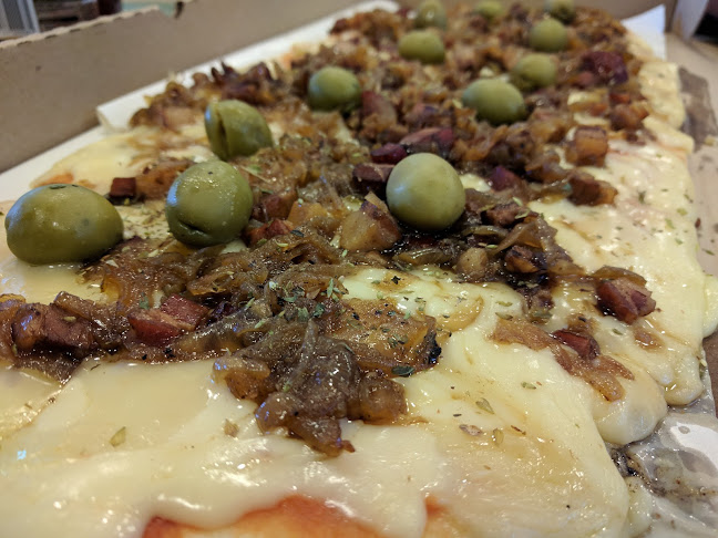 Comentarii opinii despre PIZZA HOUSE / EMPANADA HOUSE