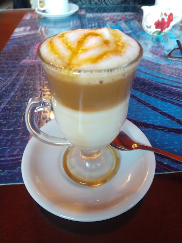 y, Av. Laurencena & Martín Miguel de Güemes, Paraná, Entre Ríos