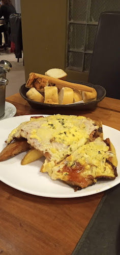 Opinii despre Chona în Puerto Madryn - Gastronomía y hostelería