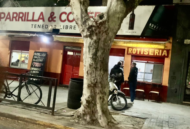 Av. Pellegrini 4092, S2000 Rosario, Santa Fe