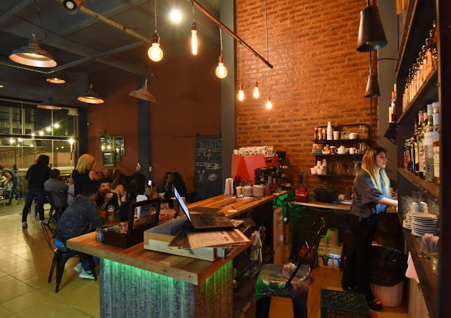 Opinii despre Madlen Burgers în EOB - Gastronomía y hostelería