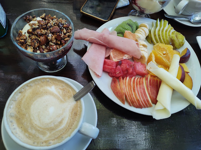 Unattimo Café Bar - Gastronomía y hostelería