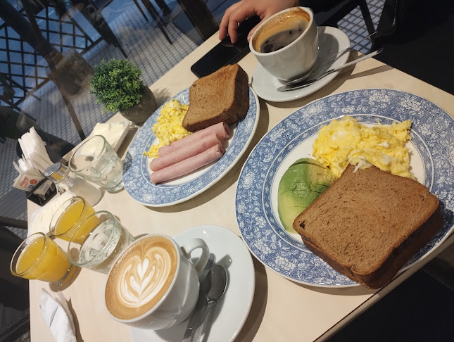Opinii despre Café de París în San Miguel de Tucumán - Gastronomía y hostelería
