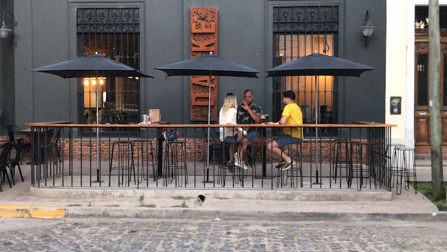 Hipólito Bouchard 1402, B1846 Adrogué, Provincia de Buenos Aires