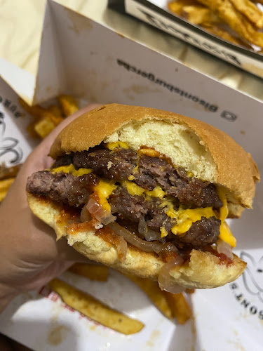 Comentarii opinii despre Bisont's Burger Nueva Córdoba