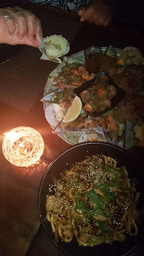 Nómades Sushi Bar & Restaurante Gourmet