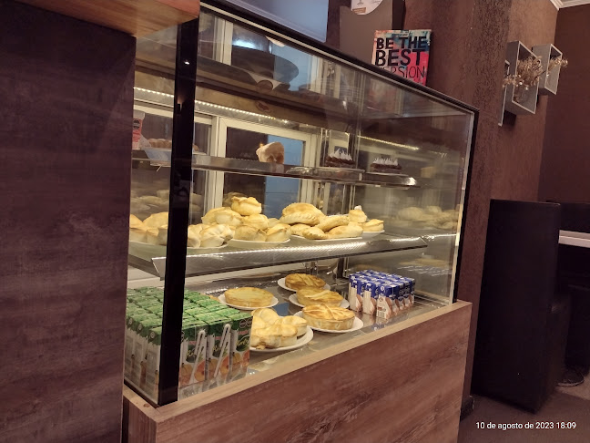 Tizhianna Café Resto - Gastronomía y hostelería