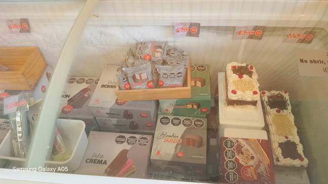 Luigi Heladeria y Pastelería