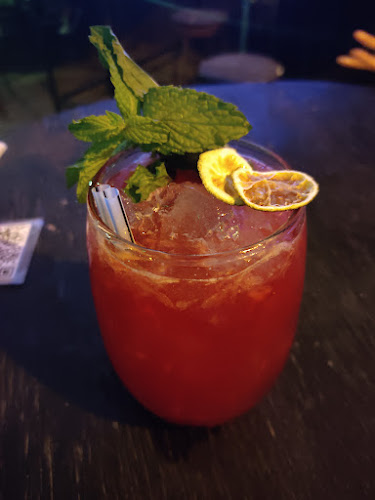 Comentarii opinii despre KIRA ROOFTOP