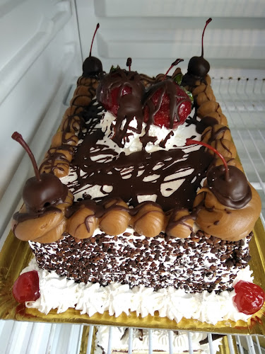 Valdez Panadería & Pastelería