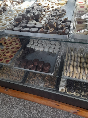 Opinii despre Panadería & Confitería "Josefina" în El Jagüel - Gastronomía y hostelería