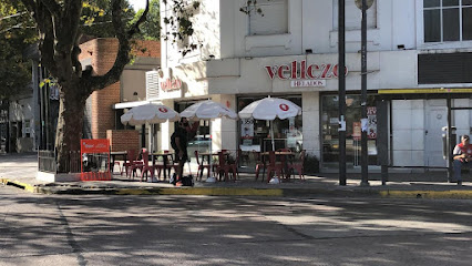 Vellezo Plaza paso