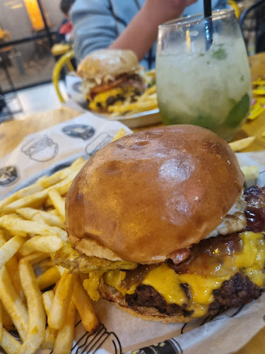 JK Burger Store - Gastronomía y hostelería