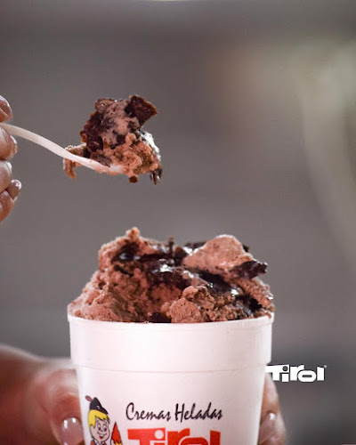 Opinii despre Helados Tirol în Necochea - Gastronomía y hostelería