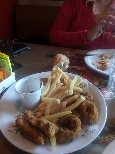 Av. Rivadavia 502, U9002 Comodoro Rivadavia, Chubut