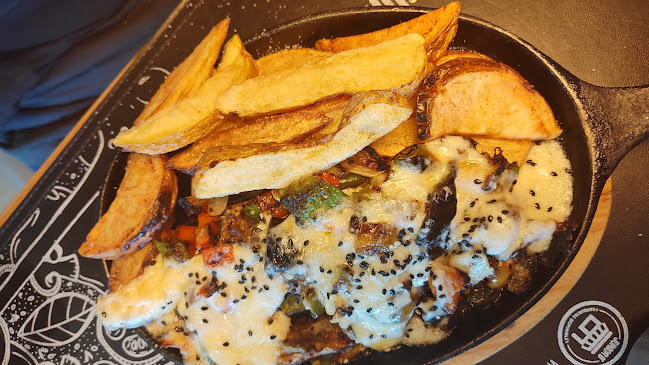 Comentarii opinii despre Junior B