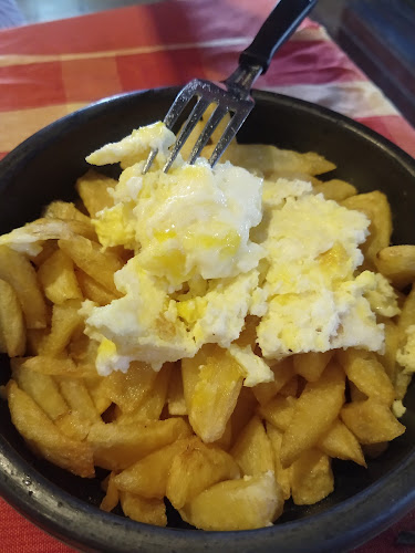 Opinii despre Los Naranjos de Urquiza în San Salvador de Jujuy - Gastronomía y hostelería