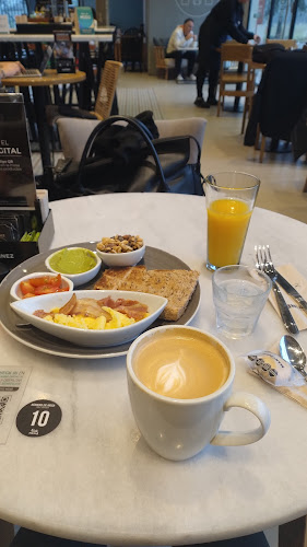 Comentarii opinii despre Café Martinez Pueblo Caamaño