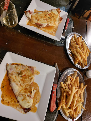 Restaurante El Cardón Bodegón - Bahía Blanca