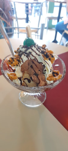 Ama'nalec - Heladeria y Pasteleria - Gastronomía y hostelería