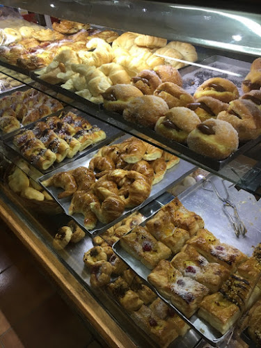 Comentarii opinii despre Panaderia y Confiteria Selecta - Venta y Distribución de Pan