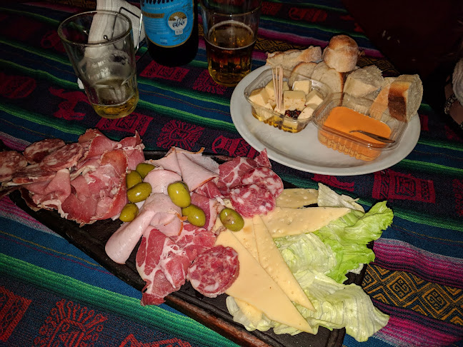 Comentarii opinii despre Los Infernales