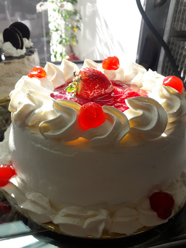 Comentarii opinii despre INDEPENDENCIA Pananderia- Confiteria- Catering