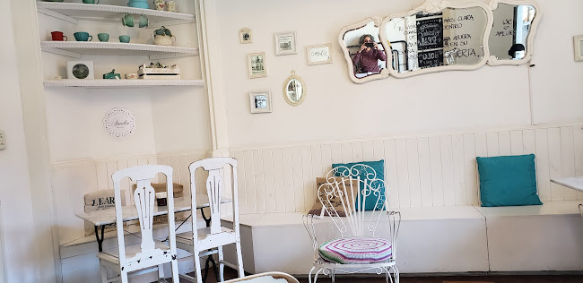 Comentarii opinii despre Amelie Petit Café