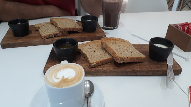 Italia 1004, B1663NXU San Miguel, Provincia de Buenos Aires