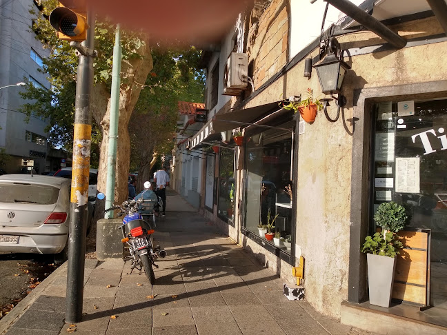 Av. Colón 3597, B7600 Mar del Plata, Provincia de Buenos Aires