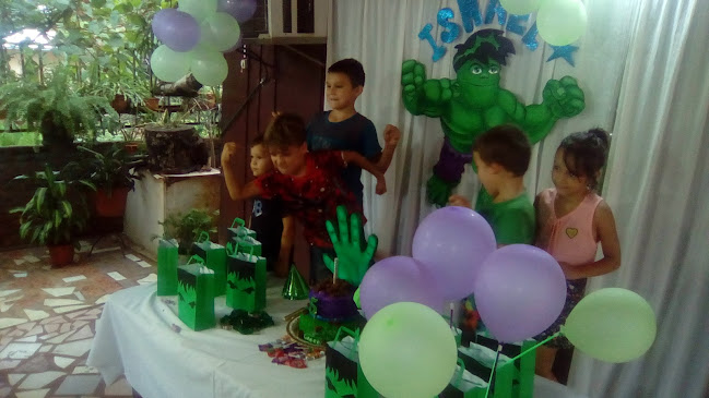 Comentarii opinii despre LA REINA SANDWICHES Y HAMBURGUESAS