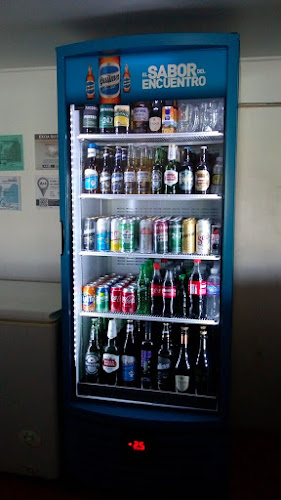 Ginebra Pool y Confitería - Gastronomía y hostelería