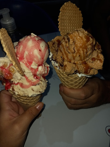 Heladería Grido Luzuriaga - Gastronomía y hostelería