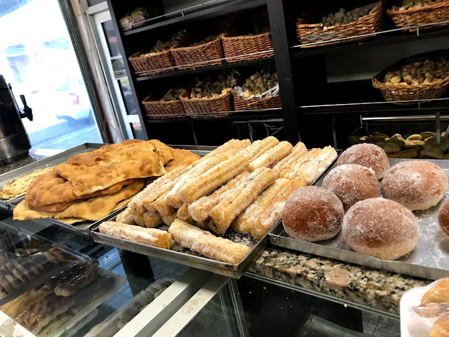 Opinii despre PANADERIA Y CONFITERIA PANEA în Posadas - Gastronomía y hostelería