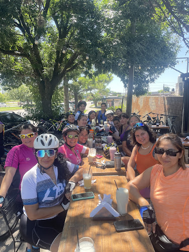 Opinii despre CRAFT Av. Perón în Yerba Buena - Gastronomía y hostelería