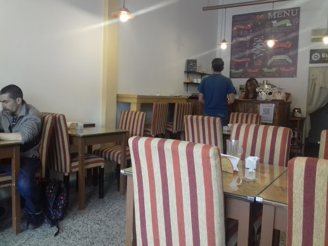 French 438, B1804 EYJ, Provincia de Buenos Aires