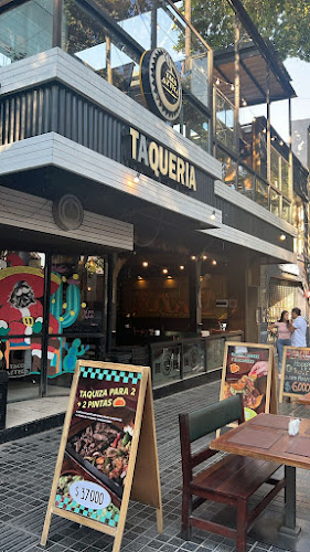 City, Arístides Villanueva 321, M5500 Mendoza