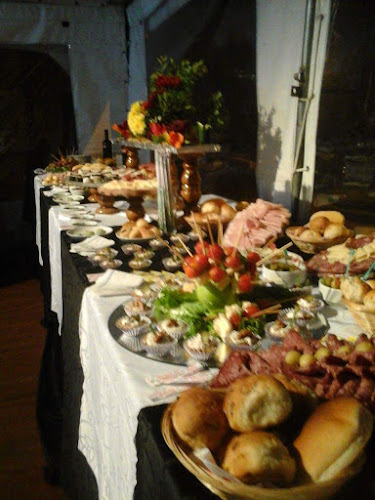 Opinii despre Roque Dimare Catering- Panadería Y Confitería în Monte Grande - Gastronomía y hostelería