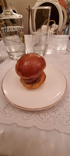 Las Bolena Tea Room & Restaurant - miraflores