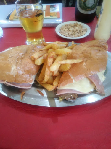 Comentarii opinii despre Confiteria Zapiola